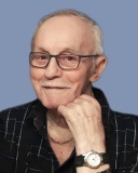 Larouche, Réal